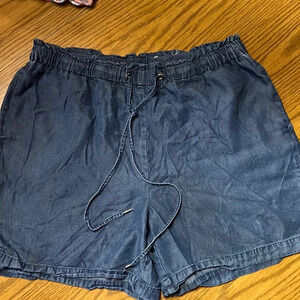Anne Klein very soft denim shorts.